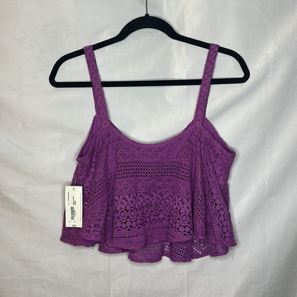 NWT DECREE PURPLE CROCHET FLOWY CROP TOP (Large) - Picture 5 of 5